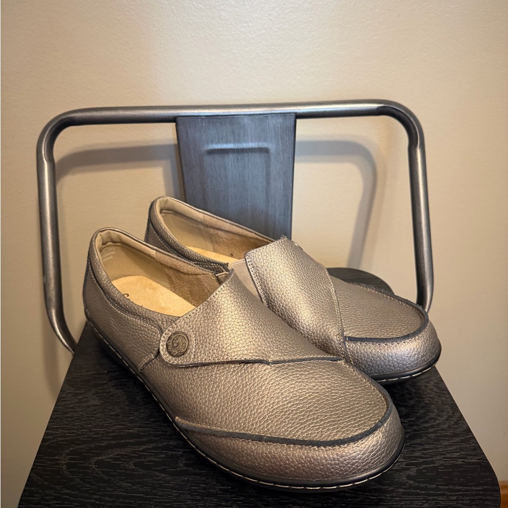 Geoleleph Women’s Size 11 Pewter Leather Comfort Slip-On Shoes Orthopedic